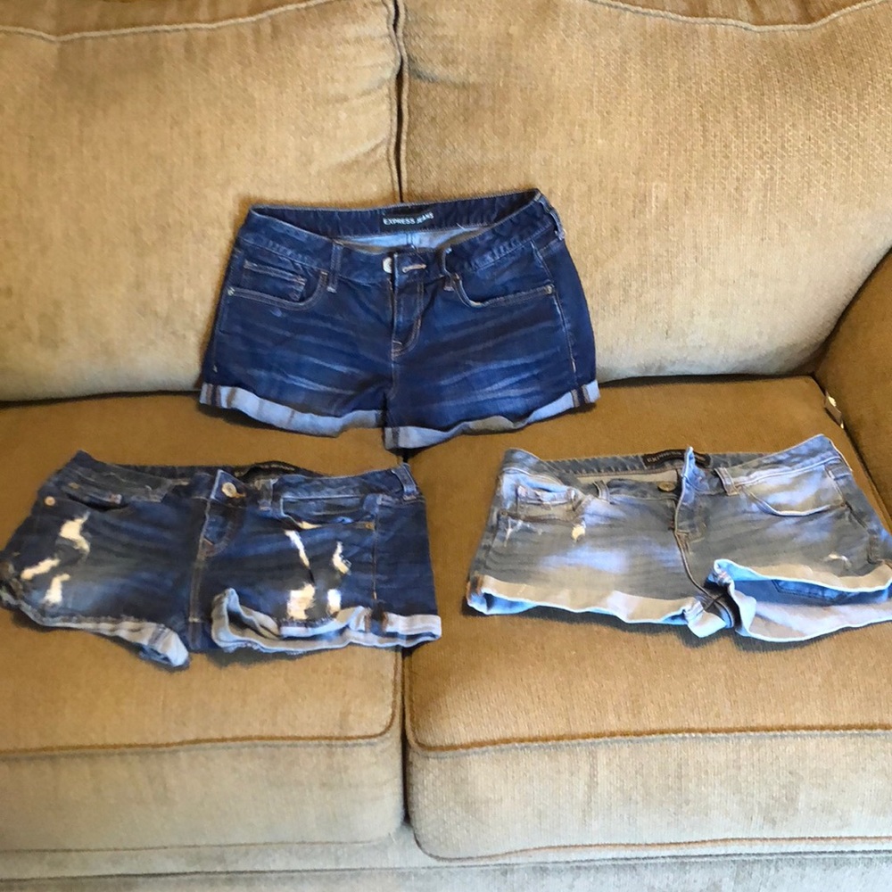 Bundle of 3 express shorts
